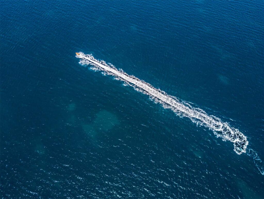 Louer un Jet Ski en Corse du Sud : Conseils pour une Journée Réussie en Mer